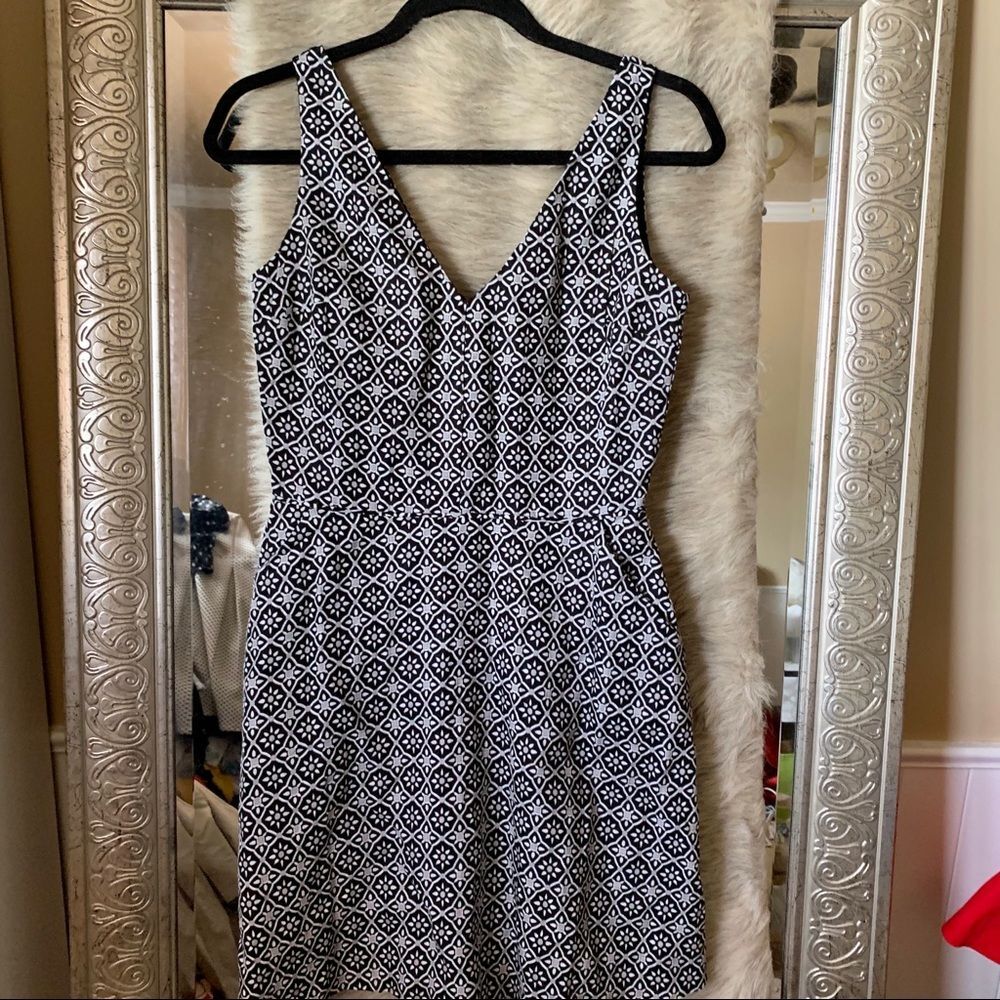 NWT 0 sheath dress